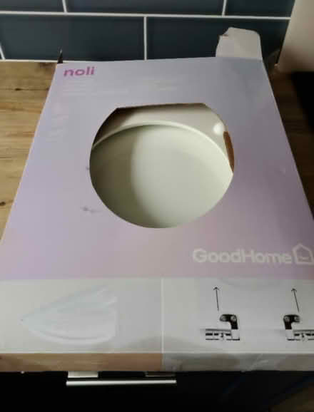 Photo of free New White Toilet seat in box (Spalding PE11) #1