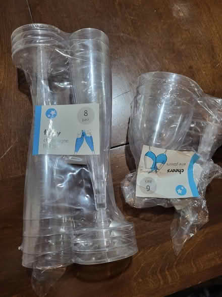 Photo of free Plastic champagne flutes (E4 Chingford) #3