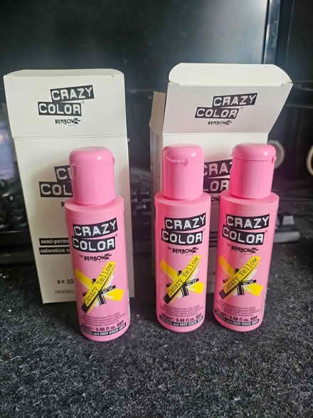 Photo of free Canary yellow semi-permanent (Gateshead (NE8)) #1