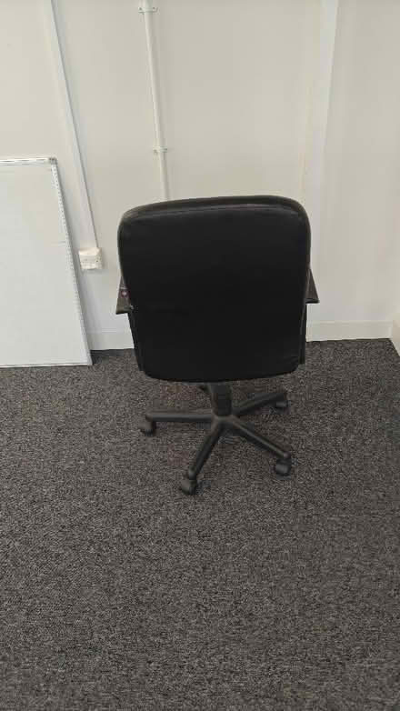 Photo of free Office Chair, signs of use but fully functional (Stockport SK4) #4