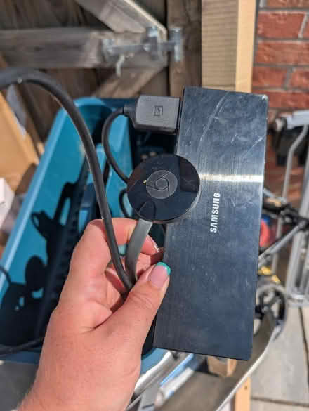 Photo of free Samsung thing (Wingerworth S42) #1