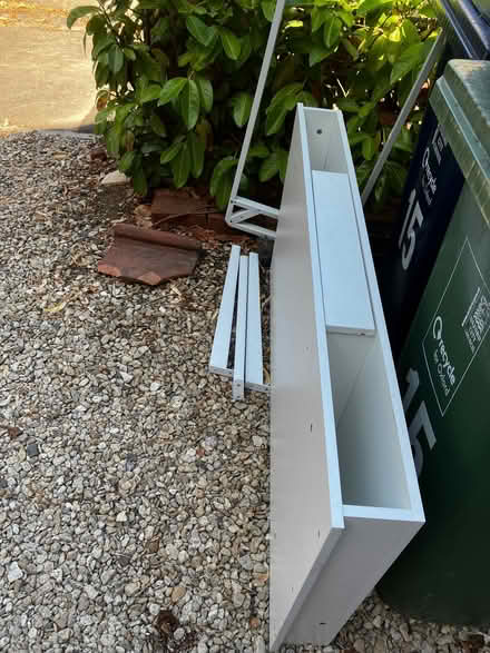 Photo of free Large white desk. (Walton Manor OX2) #3