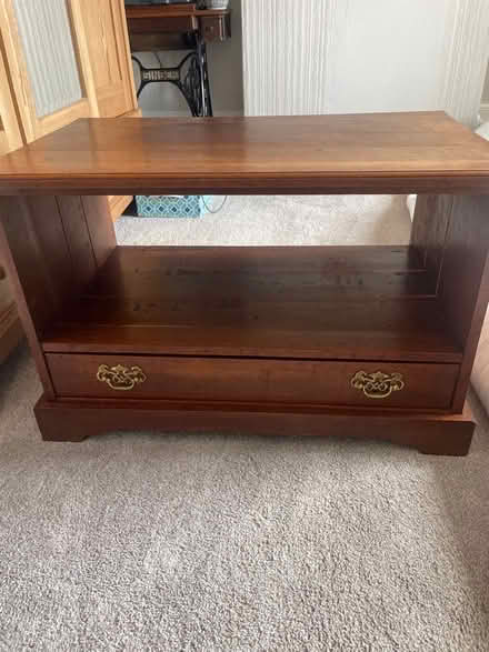 Photo of free TV cabinet (Hest Bank LA2) #1