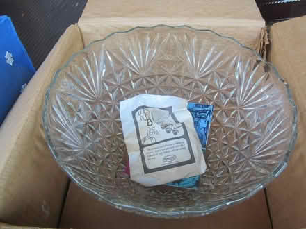 Photo of free Glass Punch Bowl Set (The Greenhouse-777 San Antonio) #3