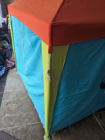 Photo of free Child's play tent / gazebo Woolworths (Cassington OX29) #4
