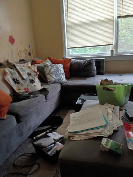 Photo of free Sectional (Washington) #1