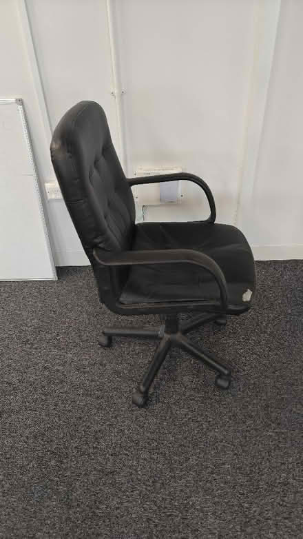 Photo of free Office Chair, signs of use but fully functional (Stockport SK4) #2