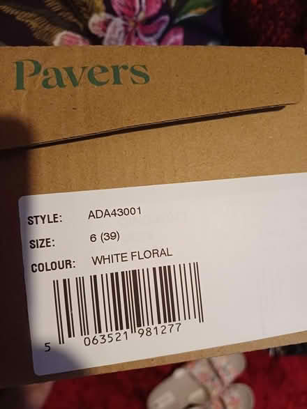 Photo of free Pair sandals. New 6 (Chineham RG24) #2