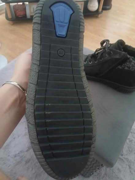 Photo of free ladies boots (RG6 Lower Earley) #3