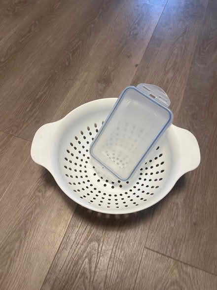 Photo of free Tupperware and strainer (Atwater) #1