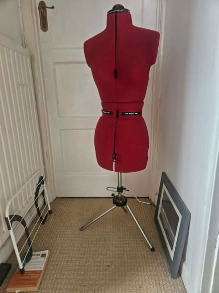 Photo of free Adjustable dress form (St Just TR19) #1