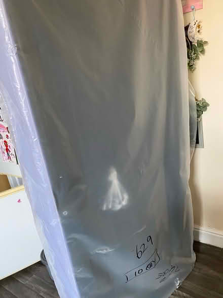 Photo of free Single devan bed (Huddersfield) #2