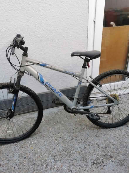 Photo of free 3 old bikes (Adeyfield. HP2) #3