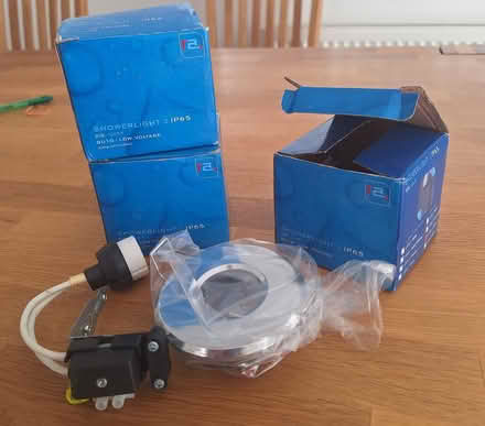 Photo of free IP65 lights (Raymond's Hill EX13) #1