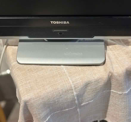 Photo of free Toshiba 12 inch tv (Runwell SS11) #2
