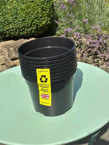 Photo of free Set of 8 flower pots (Goldenacre EH3) #1