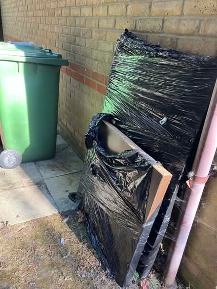 Photo of free Wood shelves (Goffs Oak EN7) #2