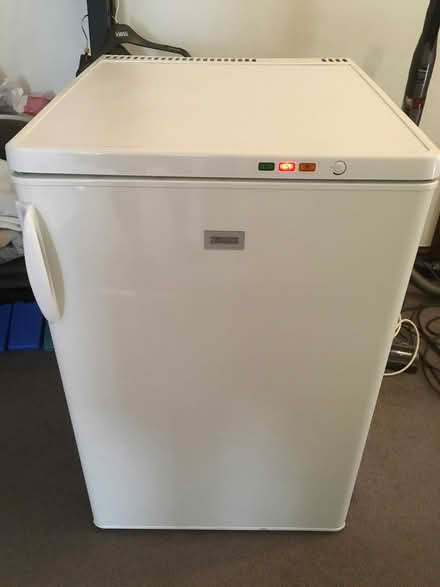 Photo of free Under counter freezer (Hailsham BN27) #1