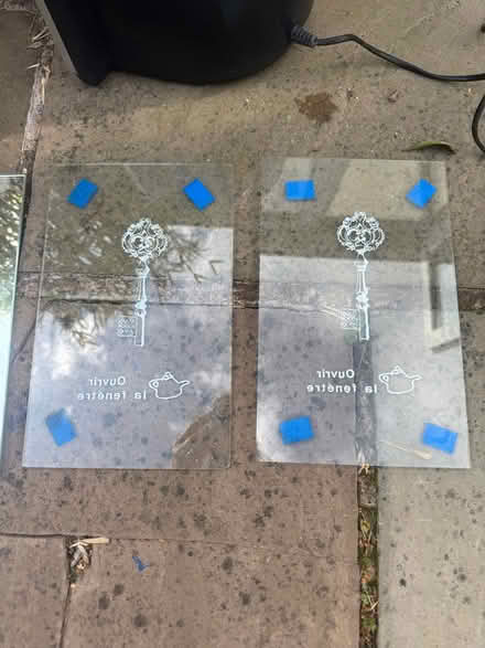 Photo of free 2 mirrors and 2 glass decorations (Whitehough SK23) #1