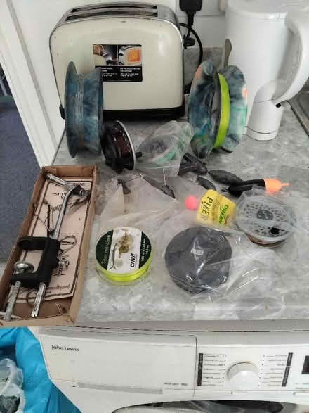 Photo of free fishing weights and line (Orrell Mount L20) #1