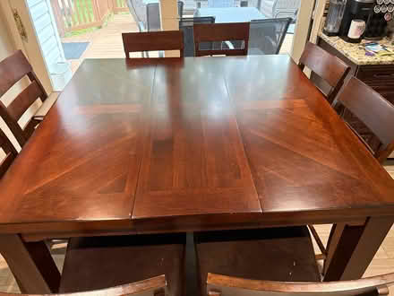 Photo of free Pub table and chairs (Kings Park West) #1