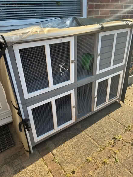Photo of free Rabbit hutch (Furze Platt SL6) #2