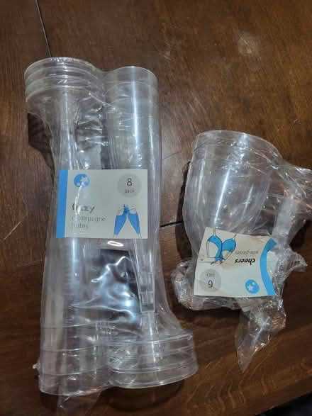 Photo of free Plastic champagne flutes (E4 Chingford) #1
