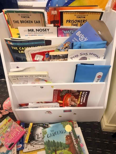 Photo of free Book shelf, children books, monito (BD47HX) #1