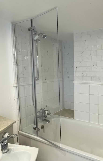Photo of free Bath Screen Fixed & Hinged Curved Top Panel (Chelsea SW3) #1
