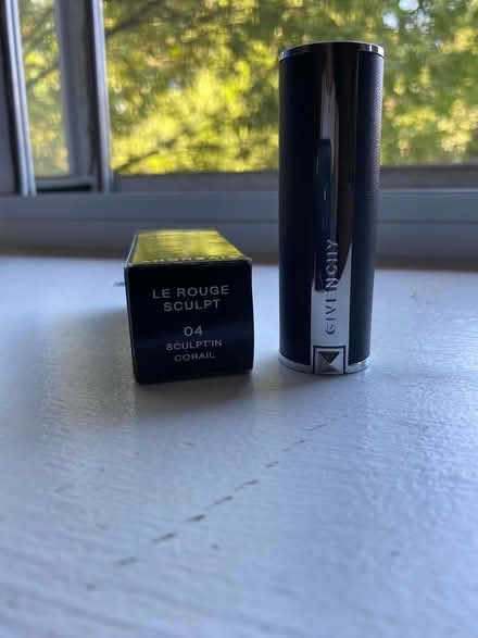Photo of free Givenchy “Le Rouge Sculpt” (Leaside) #3