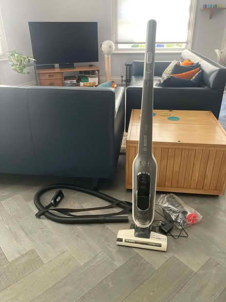 Photo of free Stick Vacuum Cleaner (Newington Green N1) #1