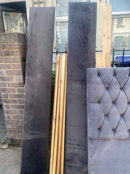 Photo of free bed slats and headboard (Westcliff SS0) #1
