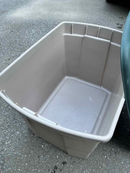 Photo of free Plastic tote bin - Pepp (near Rt 119/113-Pepperell) #1