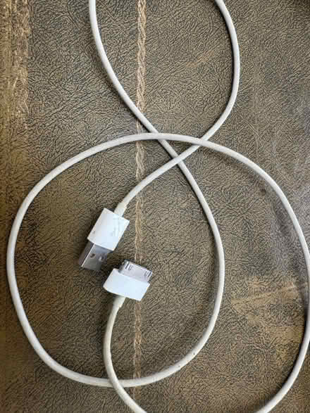 Photo of free Old style iPad charger (Elephant and castle SE11) #1