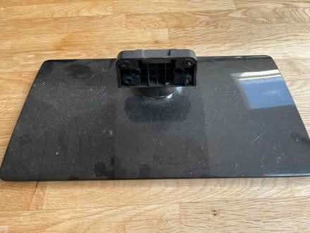 Photo of free JVC 32” TV Stand (Wainscott ME3) #1