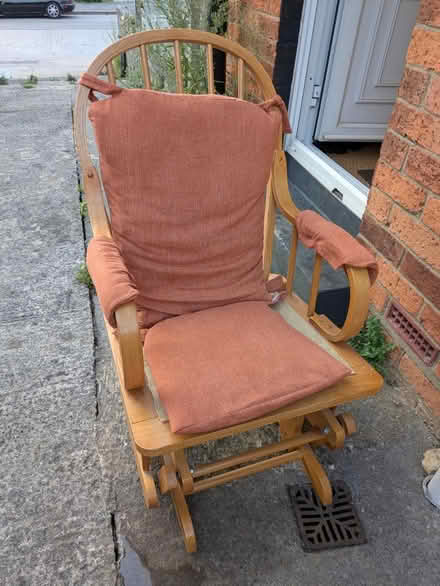 Photo of free Gliding nursing chair (Lockleaze BS7) #2