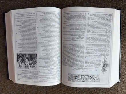 Photo of free Book - The Illustrated Shakespeare (Welling DA16) #3