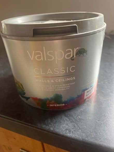 Photo of free B&Q Valspar paint (Annahilt BT26) #1