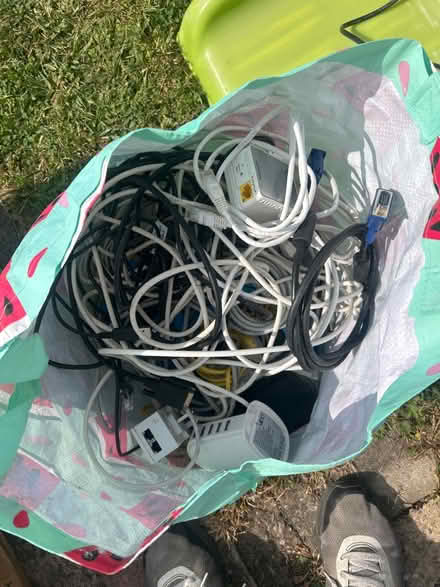 Photo of free Bag of cables and bits (SE9) #1
