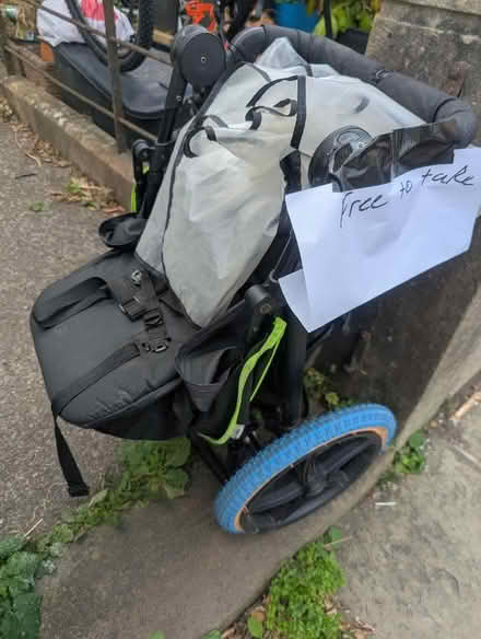 Photo of free hauck running pram (Marsh LA1) #1