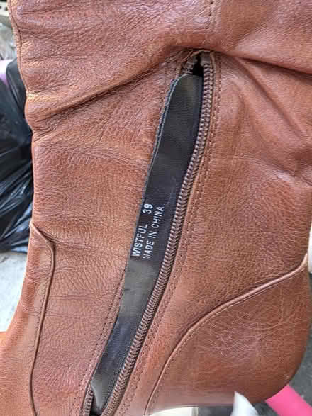 Photo of free Shoes (Churchil Meadows & Thomas st) #3