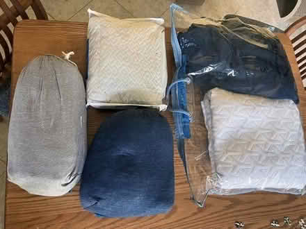 Photo of free Twin XL sheets and mattress covers - college dorm? [20886] #1