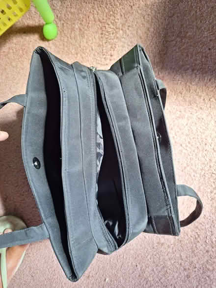 Photo of free Handbag (Brentford Gate TW8) #2