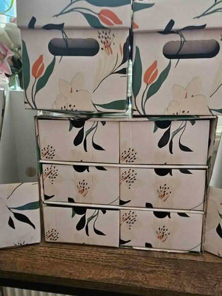 Photo of free Beautiful office set (Da1 2 dartford) #2