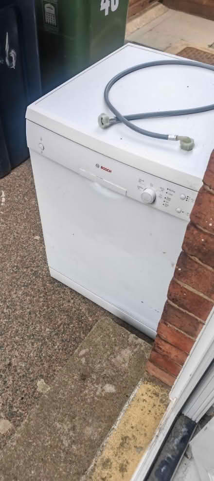 Photo of free Bosch dishwasher (Sunniside NE16) #1