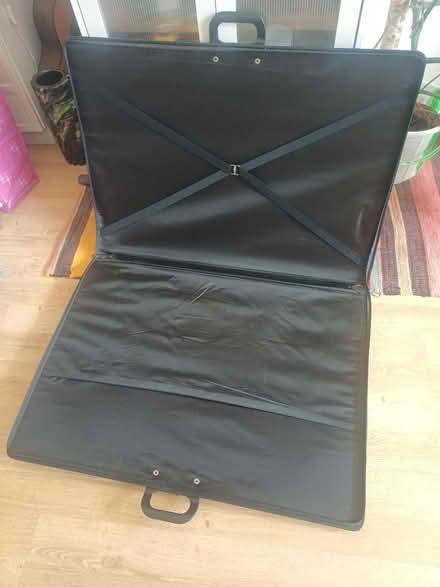 Photo of free A1 portfolio case (Tooting SW17) #3