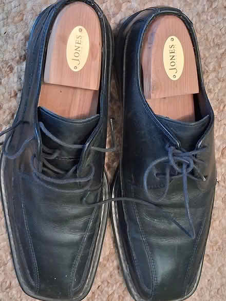 Photo of free Black shoes size 7 (SE1 Lambeth North) #2