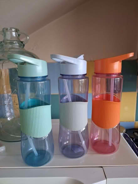 Photo of free Large demijohn with lights, lrg candle jar , drink bottles (Fort Pitt ME1) #2