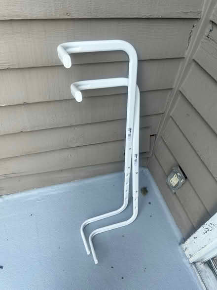 Photo of free MULIG set and TRONES set (West Seattle) #1