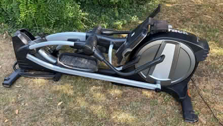 Photo of free NordicTrack SpaceSaver SE7i Elliptical Cross Trainer (Garsington OX44) #3